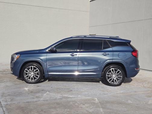 2024 GMC Terrain Denali