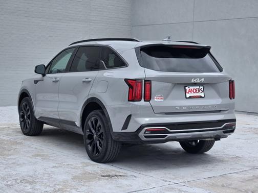 2022 Kia Sorento SX
