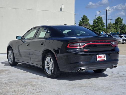 2022 Dodge Charger SE