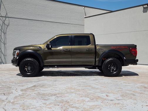 Shelter Green 2024 Ford F-150 Raptor