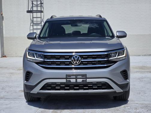 2022 Volkswagen Atlas 3.6L V6 SE w/Technology