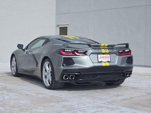 2023 Chevrolet Corvette 2LT