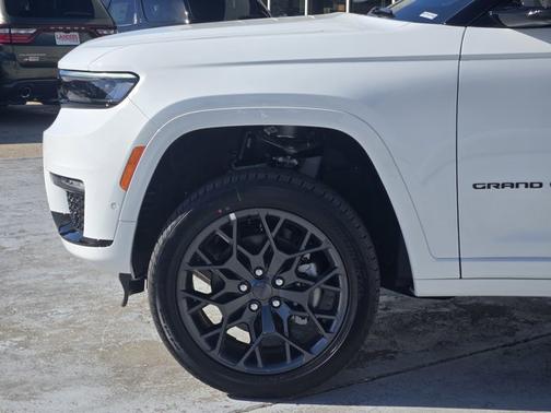 2025 Jeep Grand Cherokee L Summit Reserve
