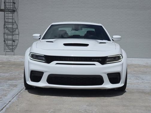 White Knuckle Clearcoat 2021 Dodge Charger SRT Hellcat Widebody