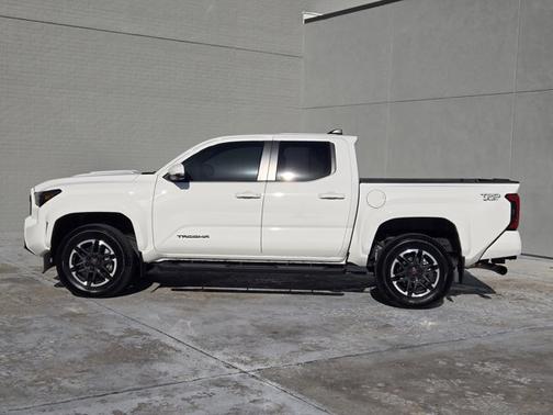 2024 Toyota Tacoma TRD Off Road