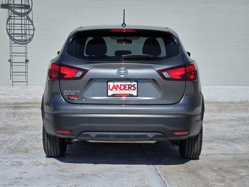 2018 Nissan Rogue Sport S