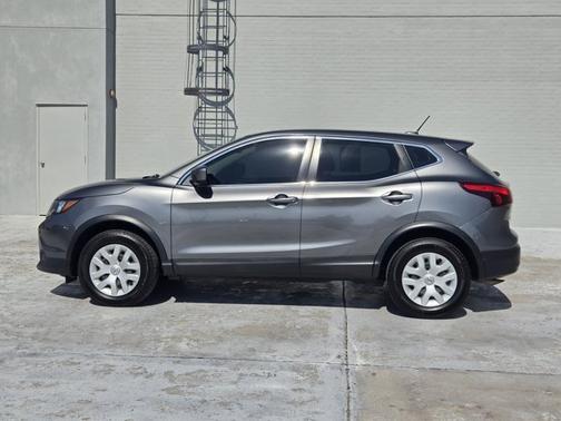 2018 Nissan Rogue Sport S
