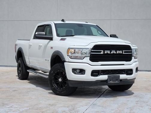 Bright White Clearcoat 2019 RAM 2500 Big Horn