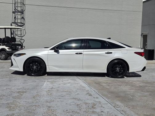 2021 Toyota Avalon TRD