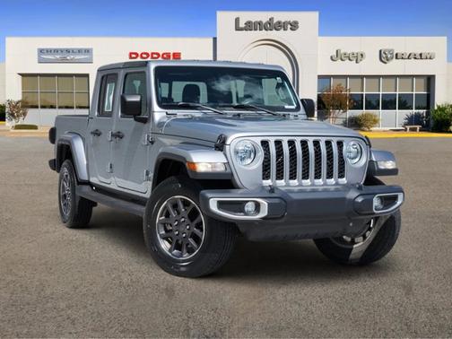 Billet Silver Metallic Clearcoat 2020 Jeep Gladiator Overland