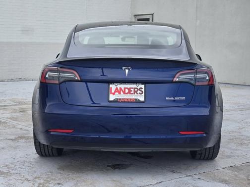 2023 Tesla Model 3 Performance