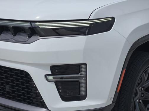 Bright White Clearcoat 2026 Jeep Grand Wagoneer Limited Altitude