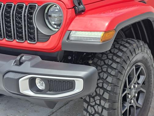 2025 Jeep Gladiator High Tide