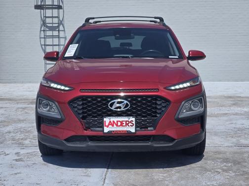 2021 Hyundai KONA SEL
