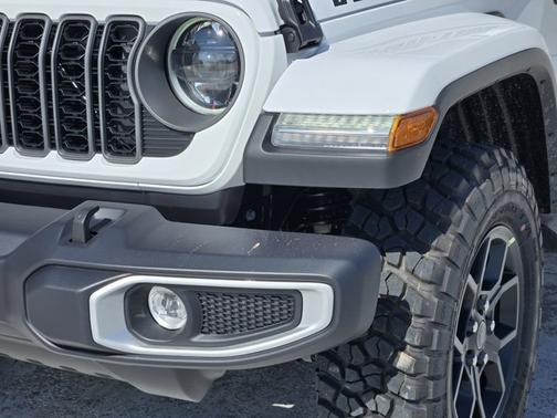 2025 Jeep Gladiator High Tide