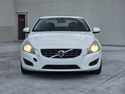 2013 Volvo S60 T5