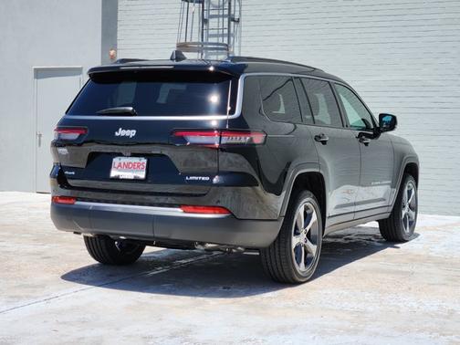 Diamond Black Crystal Pearlcoat 2026 Jeep Grand Cherokee L Limited