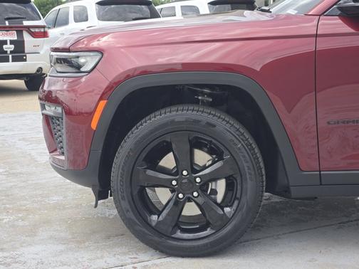 Velvet Red Pearlcoat 2026 Jeep Grand Cherokee L Limited