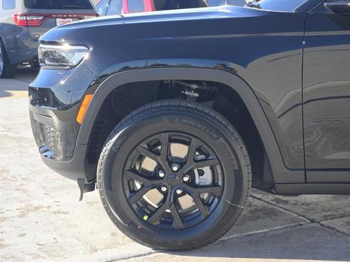 2025 Jeep Grand Cherokee L Altitude