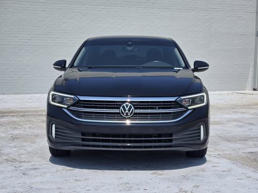2023 Volkswagen Jetta SEL