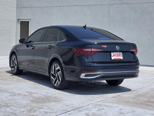 2023 Volkswagen Jetta SEL