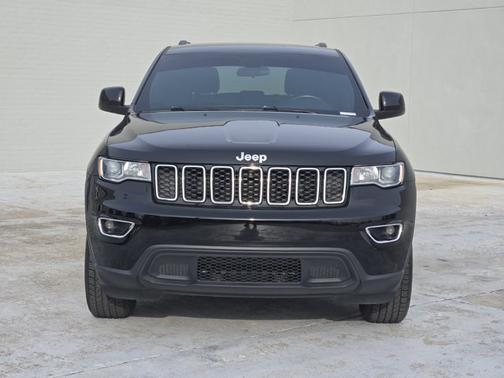 2020 Jeep Grand Cherokee Laredo E