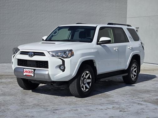 2024 Toyota 4Runner TRD Off Road