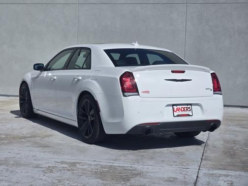 2023 Chrysler 300 300C