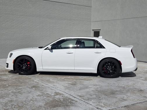 2023 Chrysler 300 300C