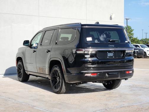 High Gloss Black 2026 Jeep Grand Wagoneer Limited Reserve