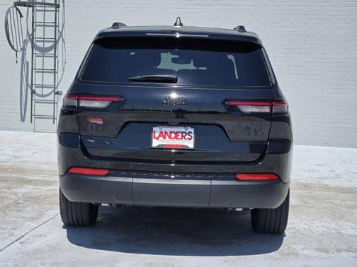 2022 Jeep Grand Cherokee L Altitude