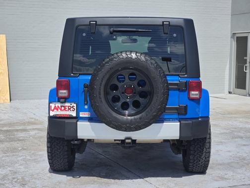 2012 Jeep Wrangler Unlimited Sahara