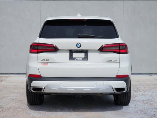 Alpine White 2021 BMW X5 xDrive40i