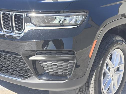 2026 Jeep Grand Cherokee Laredo X