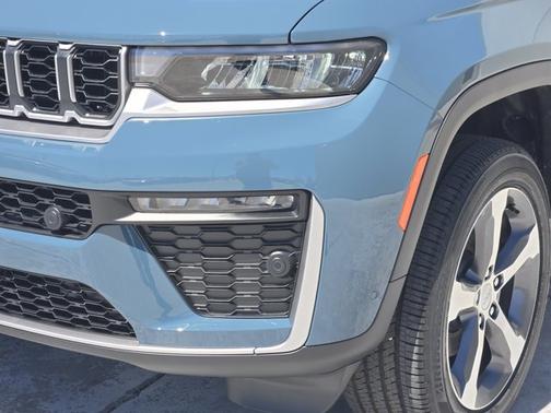 Steel Blue 2026 Jeep Grand Cherokee Limited