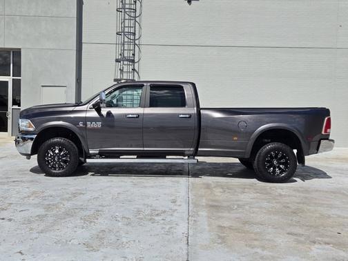 2017 RAM 3500 Laramie