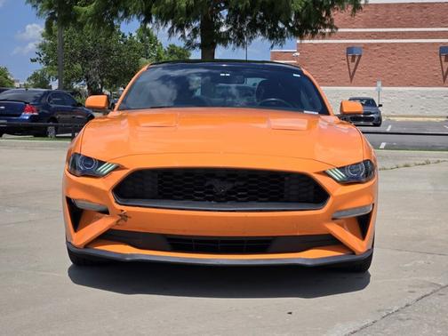 2020 Ford Mustang EcoBoost