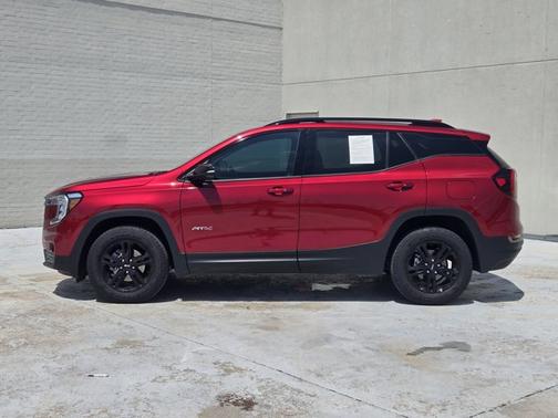2024 GMC Terrain AT4