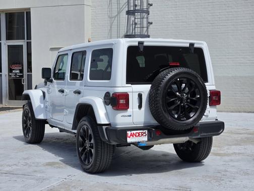 2024 Jeep Wrangler 4xe Sahara