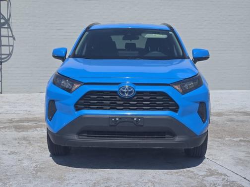 2021 Toyota RAV4 Hybrid LE