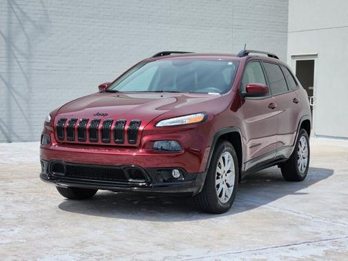 Velvet Red Pearlcoat 2018 Jeep Cherokee Latitude Tech Connect