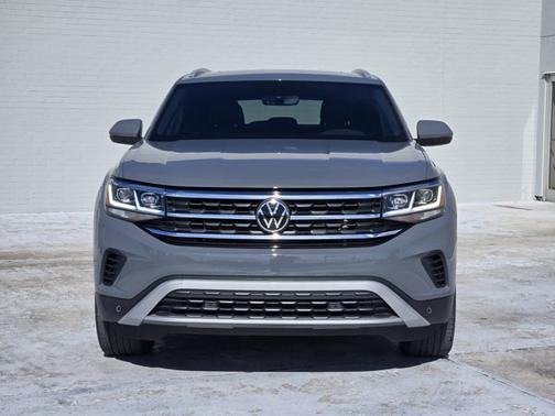 2022 Volkswagen Atlas Cross Sport 2.0T SE w/Technology