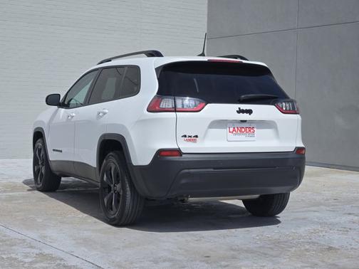 2023 Jeep Cherokee Altitude Lux