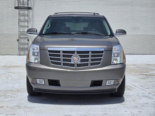 2013 Cadillac Escalade Base