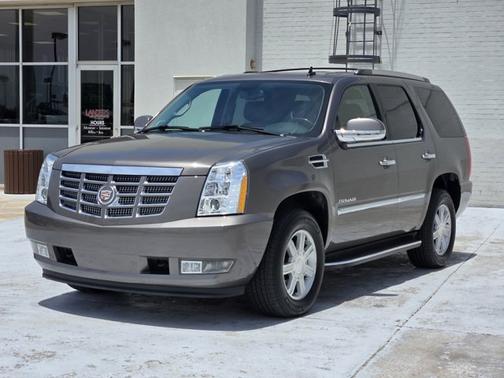 2013 Cadillac Escalade Base