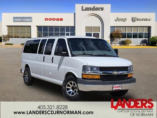2017 Chevrolet Express 3500 LT