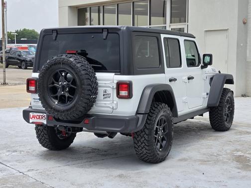 2025 Jeep Wrangler 4xe Willys