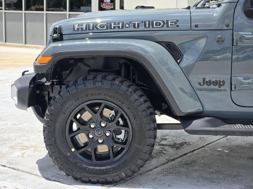 2025 Jeep Gladiator High Tide