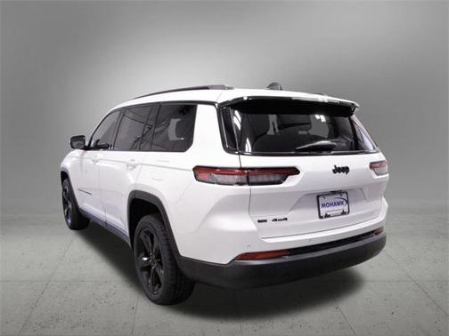 2022 Jeep Grand Cherokee L Altitude
