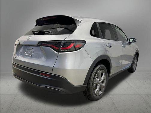 Solar Silver Metallic 2027 Honda HR-V LX